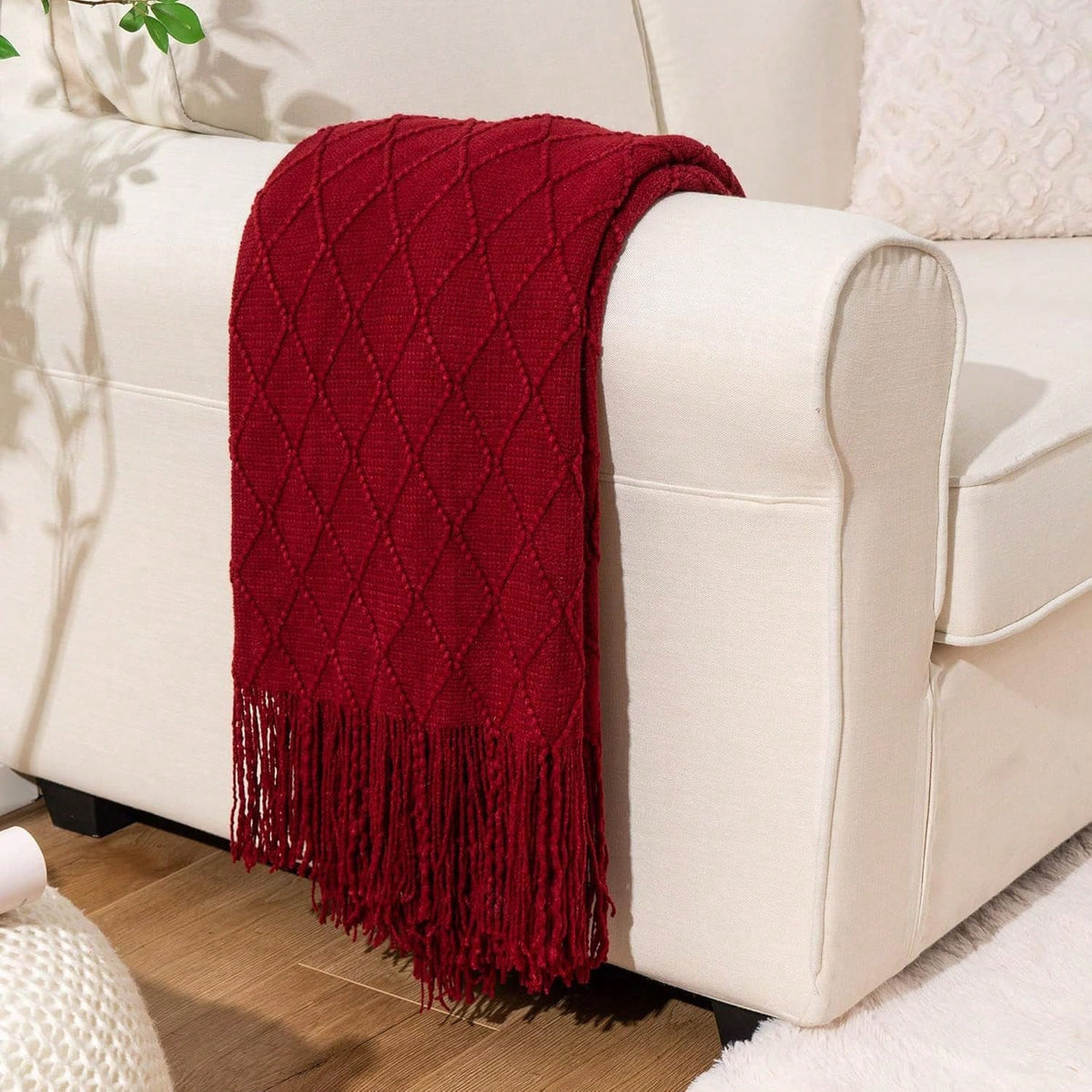 Burgundy Textured Diamond Knit Throw Blanket with Fringe